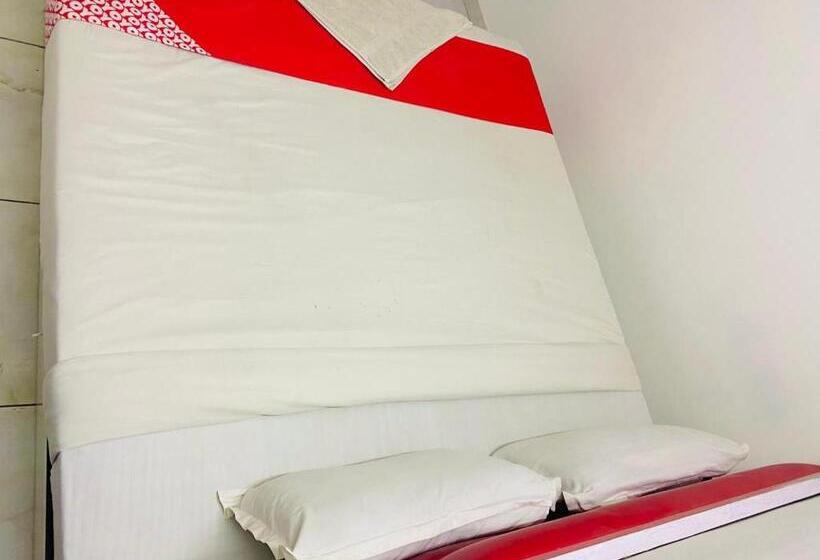 Отель S Franso Suites