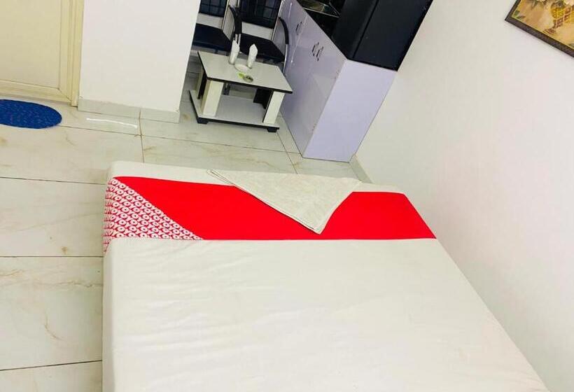 Отель S Franso Suites