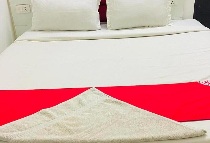 Отель S Franso Suites