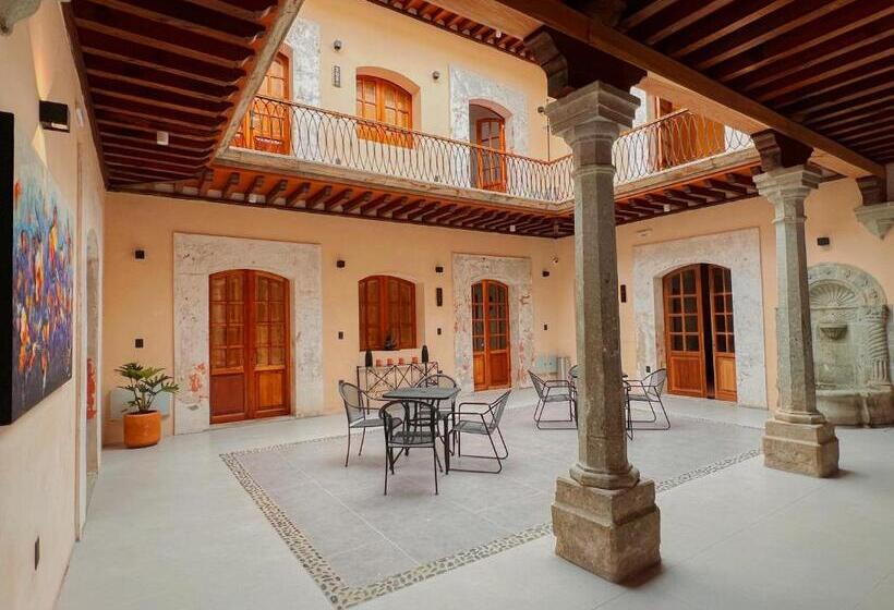 هتل Sauvé Casa Boutique