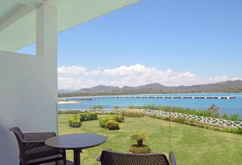 Отель Senator Puerto Plata Vip