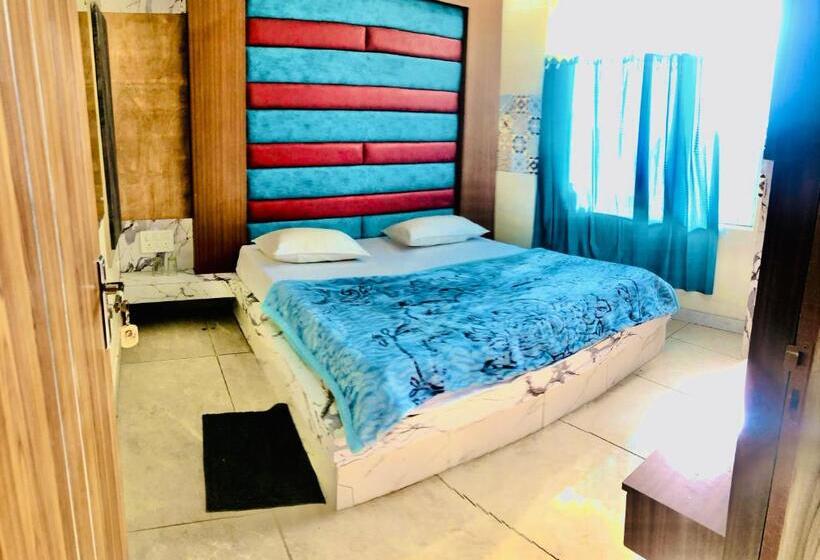 Hotel Shree Sai Basera