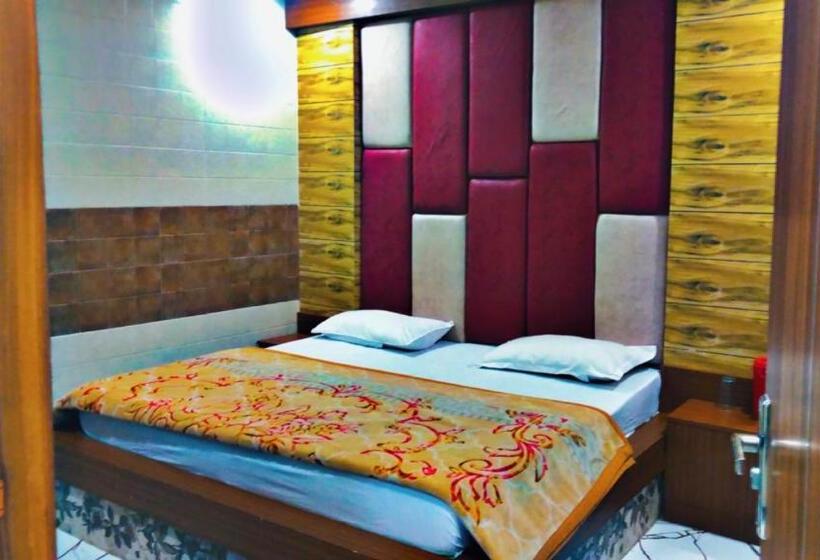 Hotel Shree Sai Basera