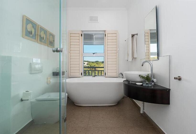 ホテル The Umdoni Suites At Prince S Grant Golf Estate