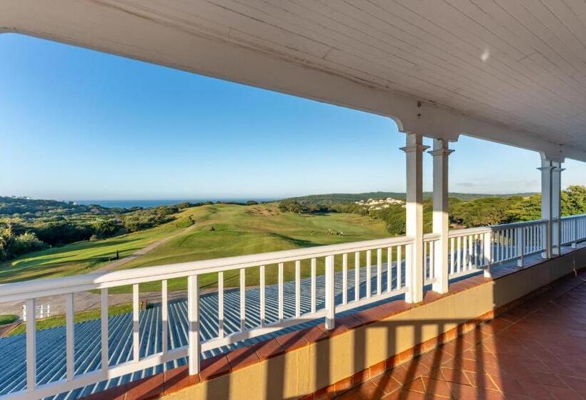 ホテル The Umdoni Suites At Prince S Grant Golf Estate