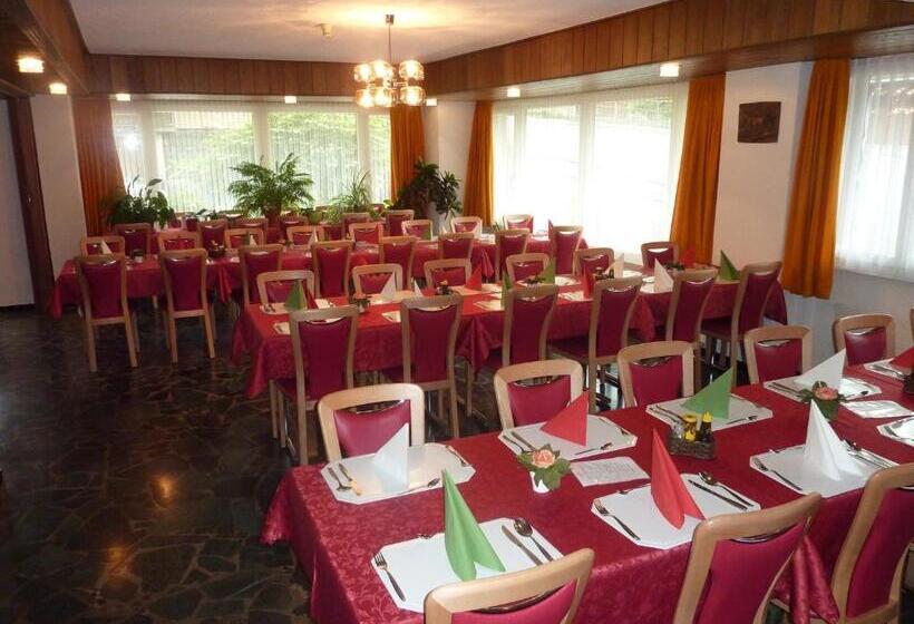 בית מלון כפרי Waldhof