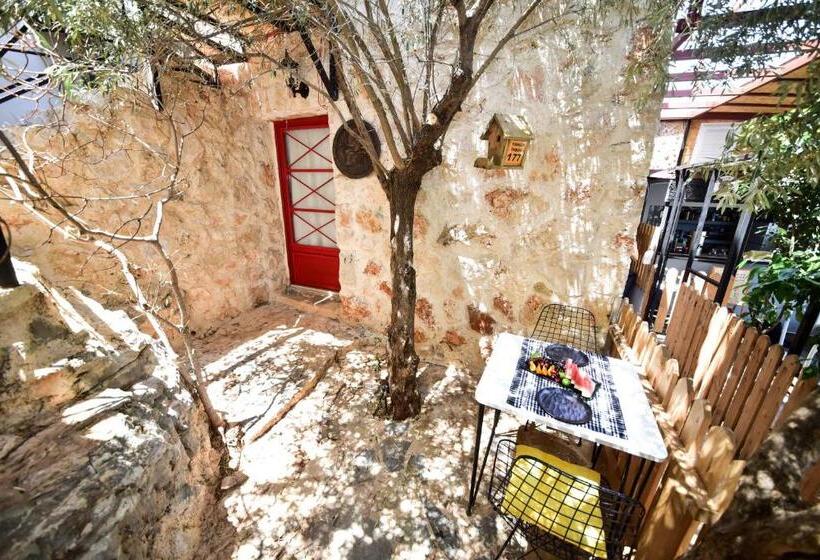 Kaş Taş Otel