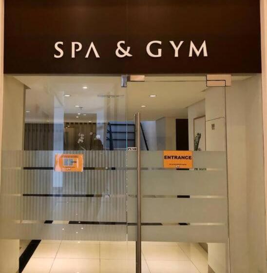 Luxestaysmnl Stylish Family 2br Suite Poolgym 400mbps Wifi Netflx Amazing City View