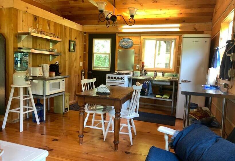 Nottawasaga Hideaway Bed And Breakfast