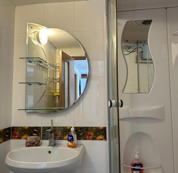 پانسیون цо каприз, квартира от частников