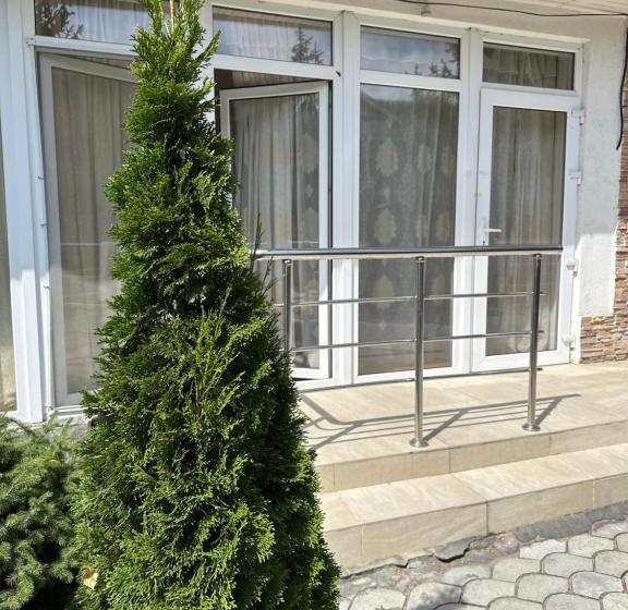 پانسیون цо каприз, квартира от частников