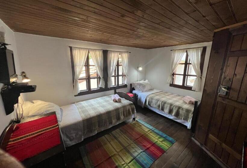 Pansiyon хаджидимовата къща