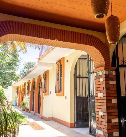 פנסיון Casa Cataleya