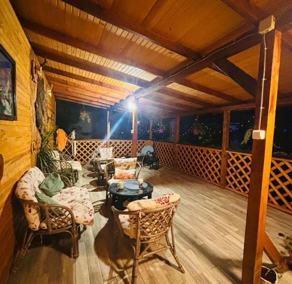 ペンション Casa Coman