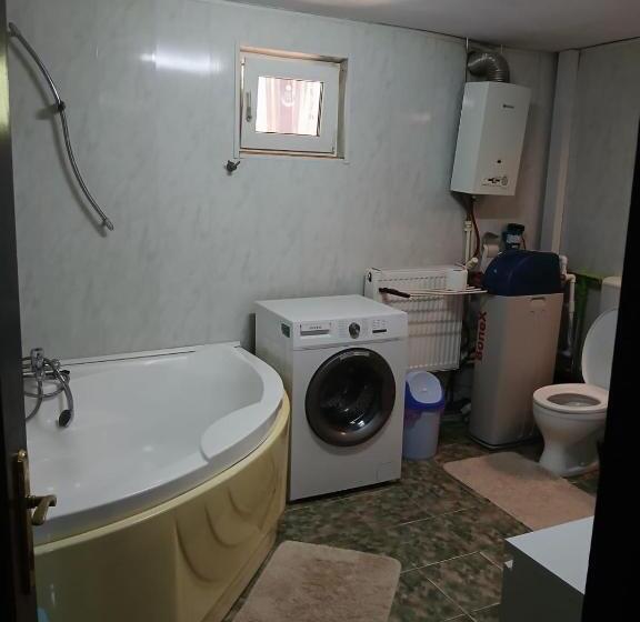 膳宿费 Colina Farm