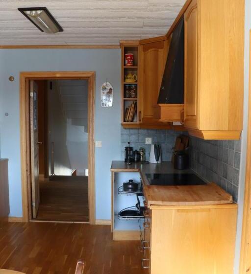 بنسيون Gammelbutikken Gjestegiveri