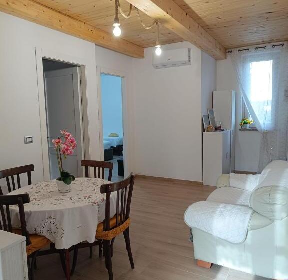 Пансион La Casetta Di Nena