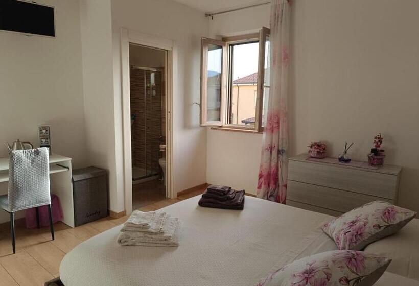 Пансион La Casetta Di Nena