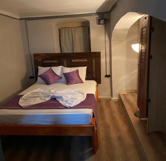 Пансион Latibule Macaron Guest House