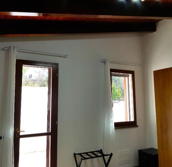 ペンション Nova Rooms