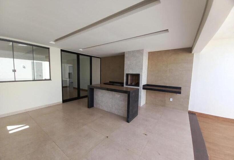 פנסיון Dilucca Suíte 01   Pousada Karaiba Prox Umc, Praia Clube E Shopping