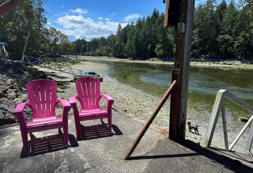 膳宿费 Thetis Island Get Away Cottage