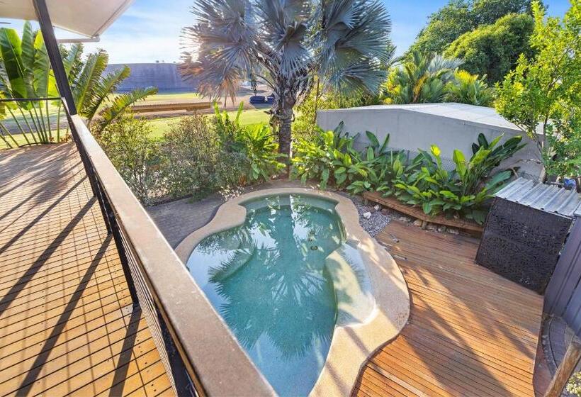 بنسيون Tropical Paradise Suite With Private Kitchen Bath And Laundry