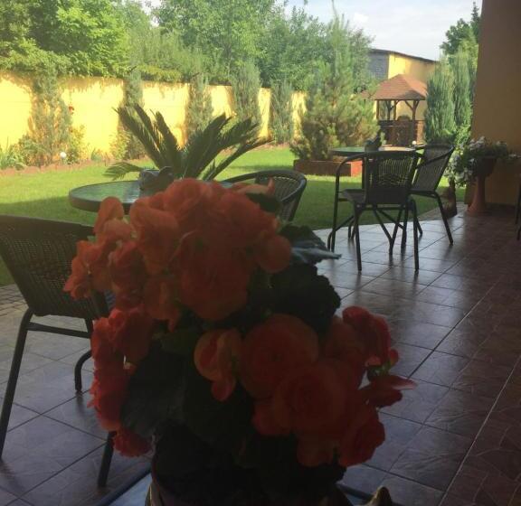 پانسیون Villa Fenix