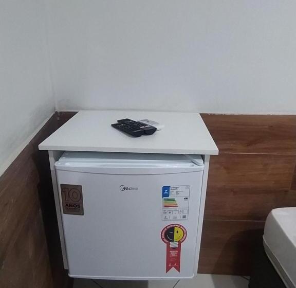 Pousada Quarto Privativo A 600 Mts Da Basílica Nova