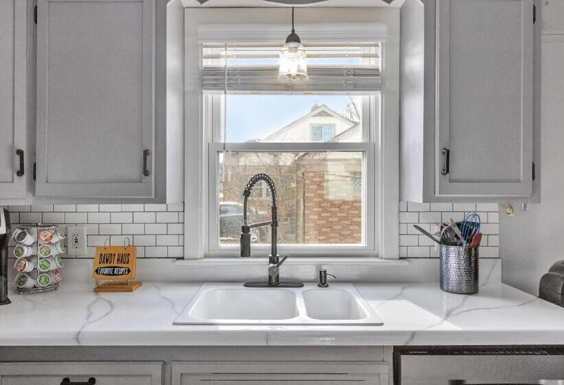 The Dawdy Haus Bed And Breakfast