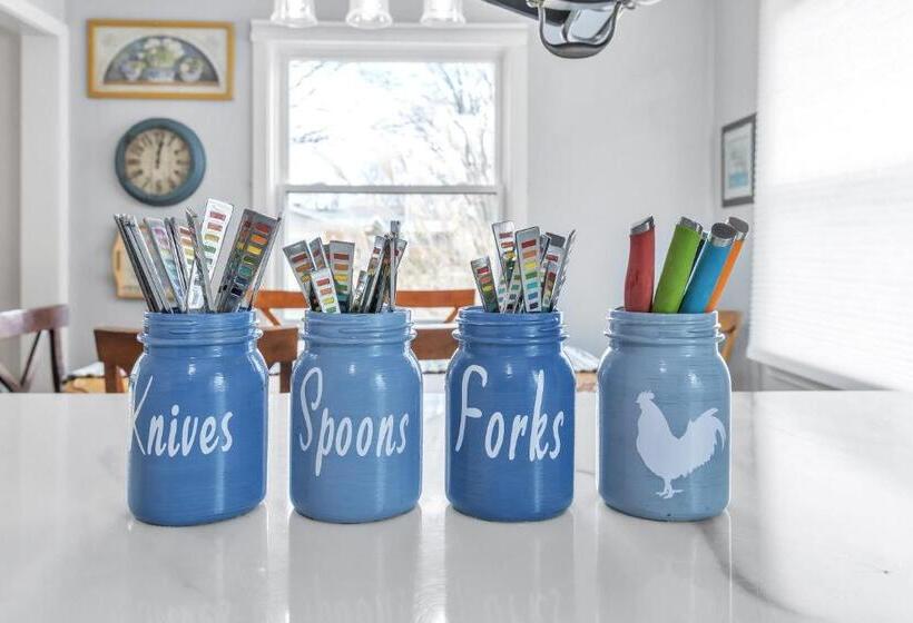 The Dawdy Haus Bed And Breakfast