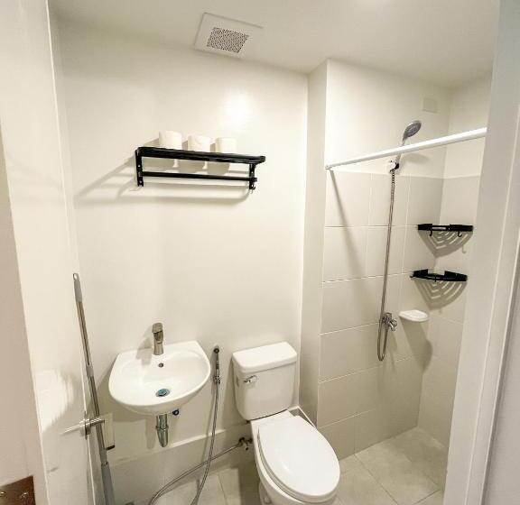 Sienna Aesthetic Studio Unit With Fast Internet