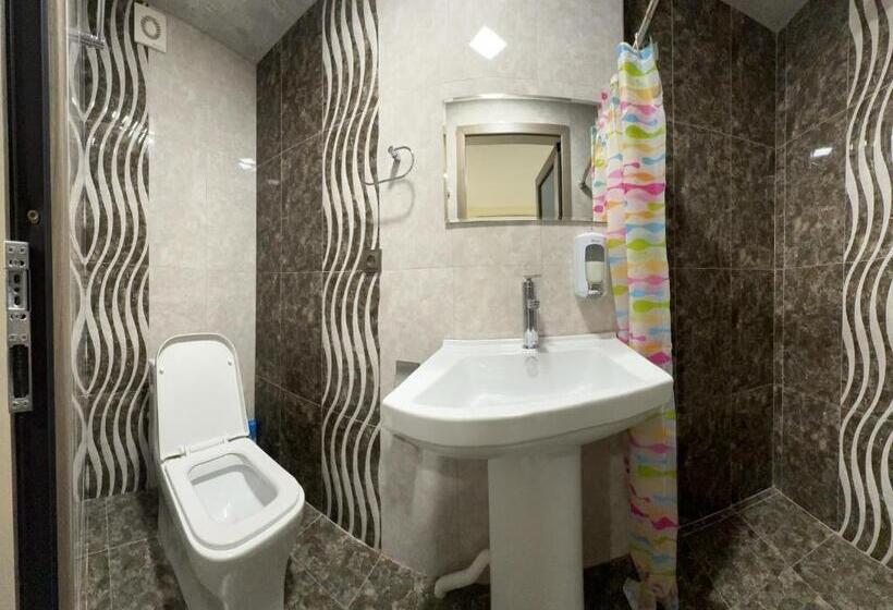 فندق صغير Merci Of Meghri