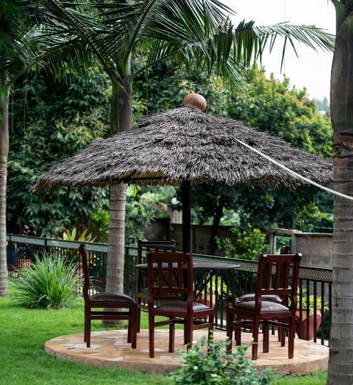 הוסטל Wonderland Home