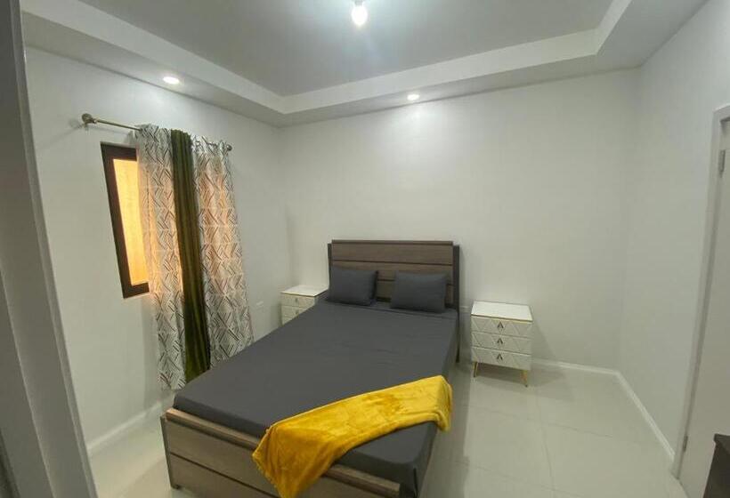 تختخواب و صبحانه Chateau Charme