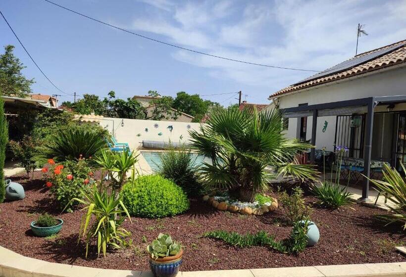 Bed and Breakfast Chez Brigitte Chambre D Hôte Avec Cour Privative,piscine