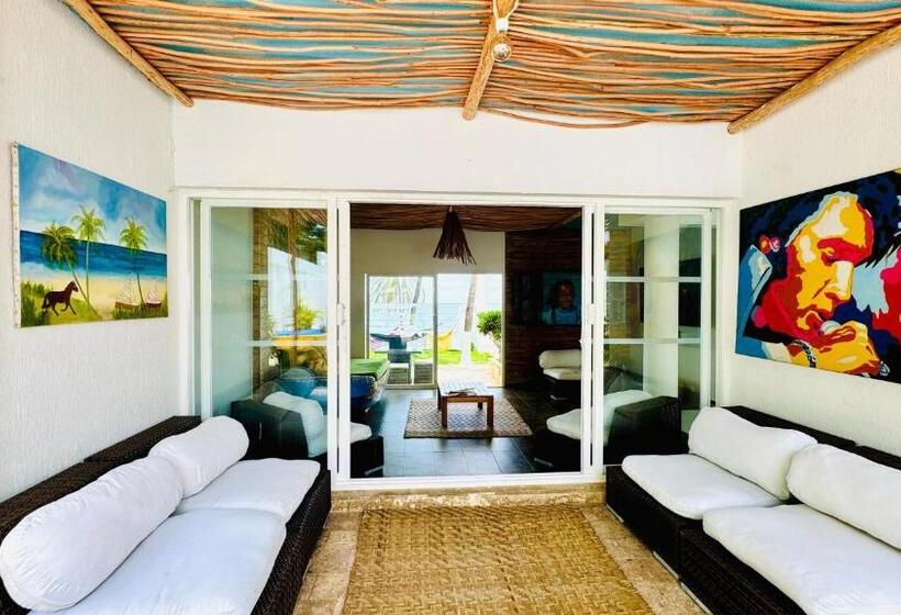 تختخواب و صبحانه Coco House By Be Happy