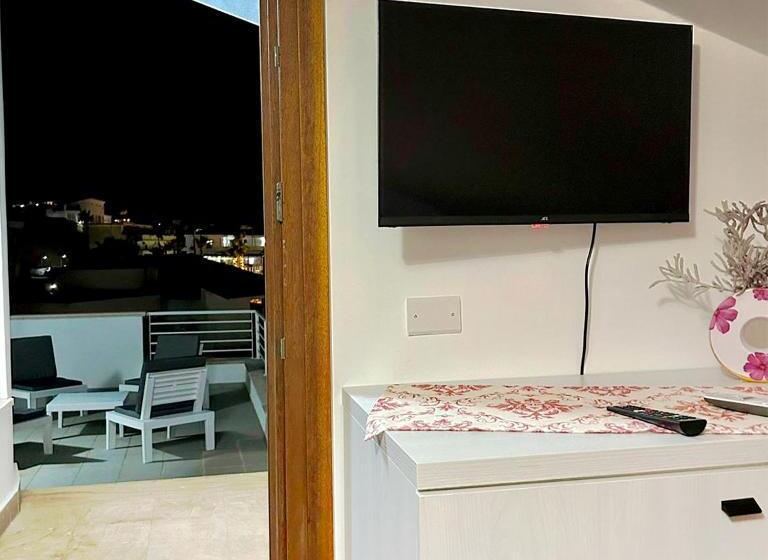 ベッドアンドブレックファースト Elimar Villa & Pool