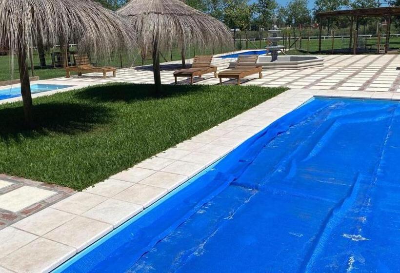 مبيت وإفطار Las Torres Del Sol