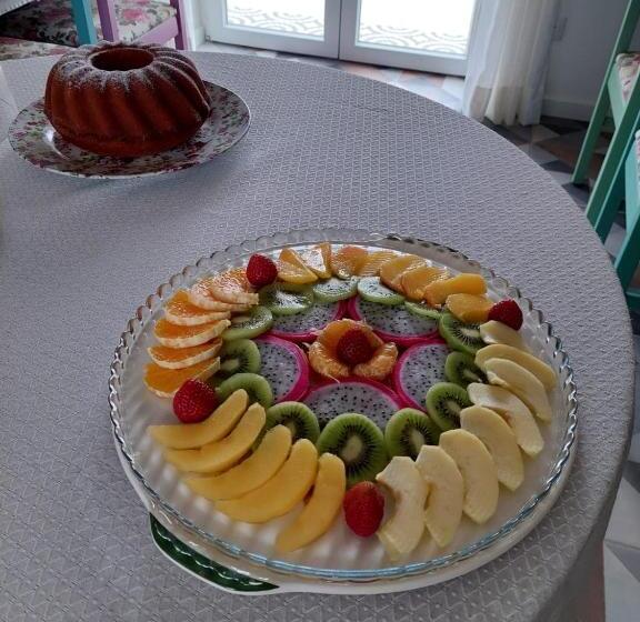 تختخواب و صبحانه Monte Do Sol