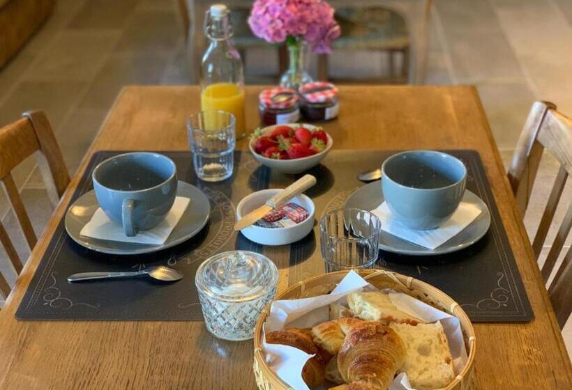 مبيت وإفطار Perne, Chambre D Hôtes à La Campagne