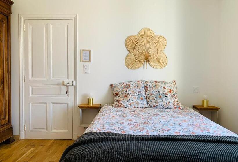 مبيت وإفطار Perne, Chambre D Hôtes à La Campagne