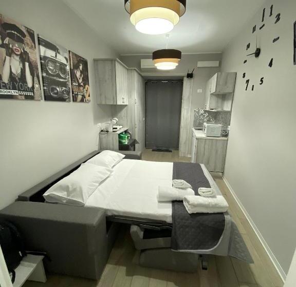 مبيت وإفطار Room V 1944