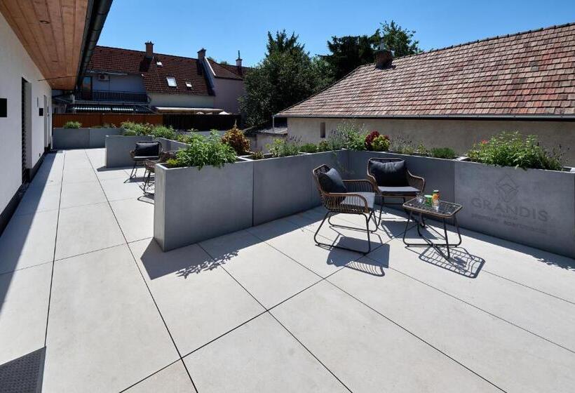 Grandis Premium Apartments