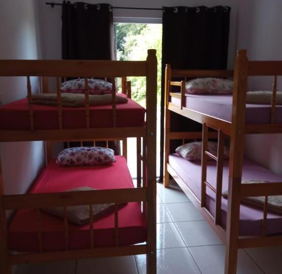 Hostel E Pousada Orquídea