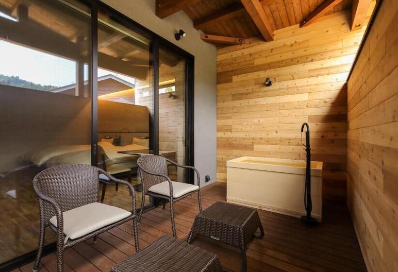 Hotel 4crowns Grand Bbqシルバープラン