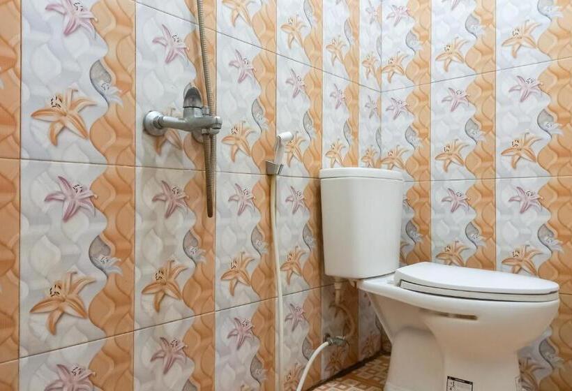 فندق Aroel Homestay Mitra Reddoorz