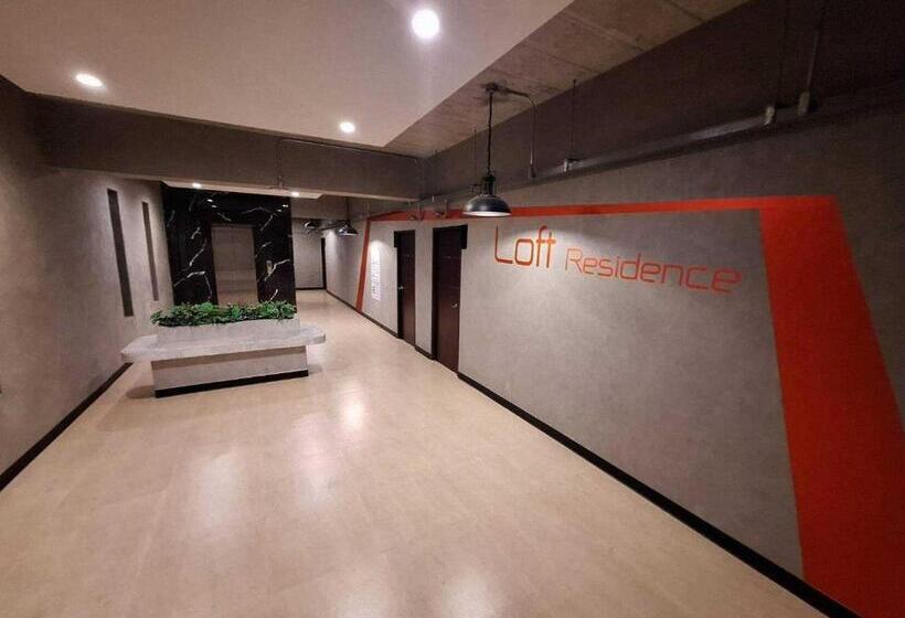هتل Capital O 75512 Loft Residence  Suphanburi