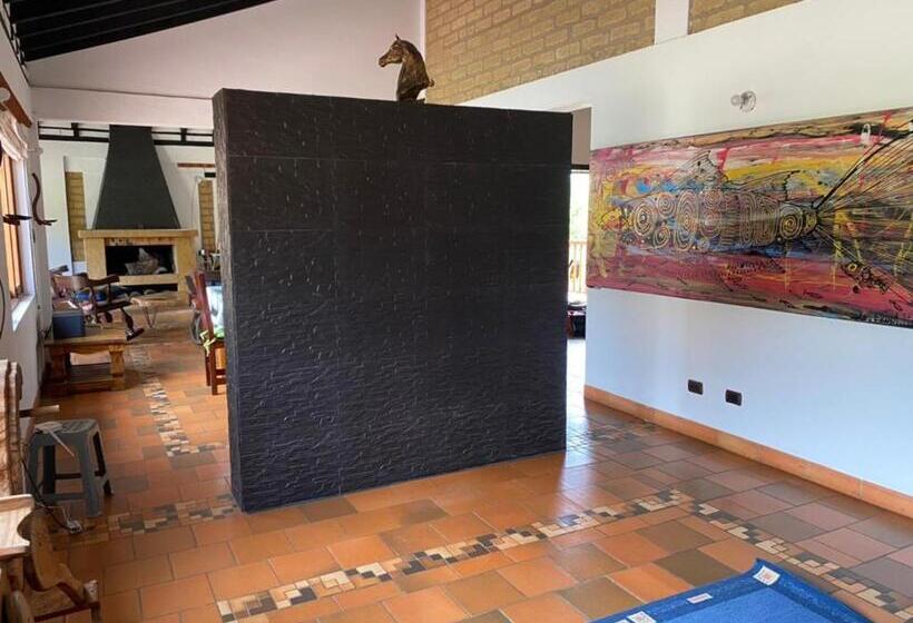 カプセルホテル Casa Hotel La Primavera