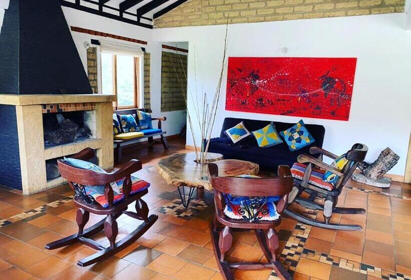 カプセルホテル Casa Hotel La Primavera